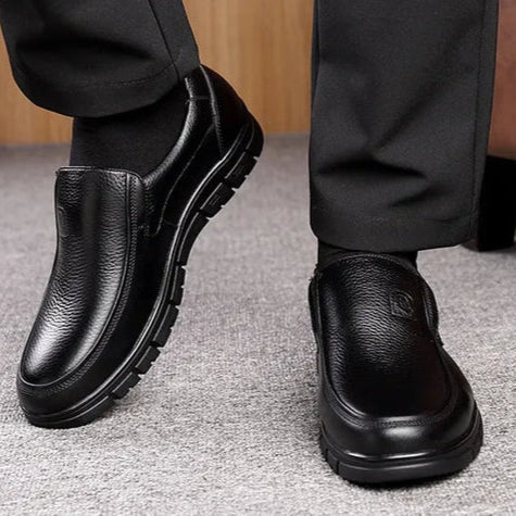 Men’s Leather Slip-On Dress Shoe