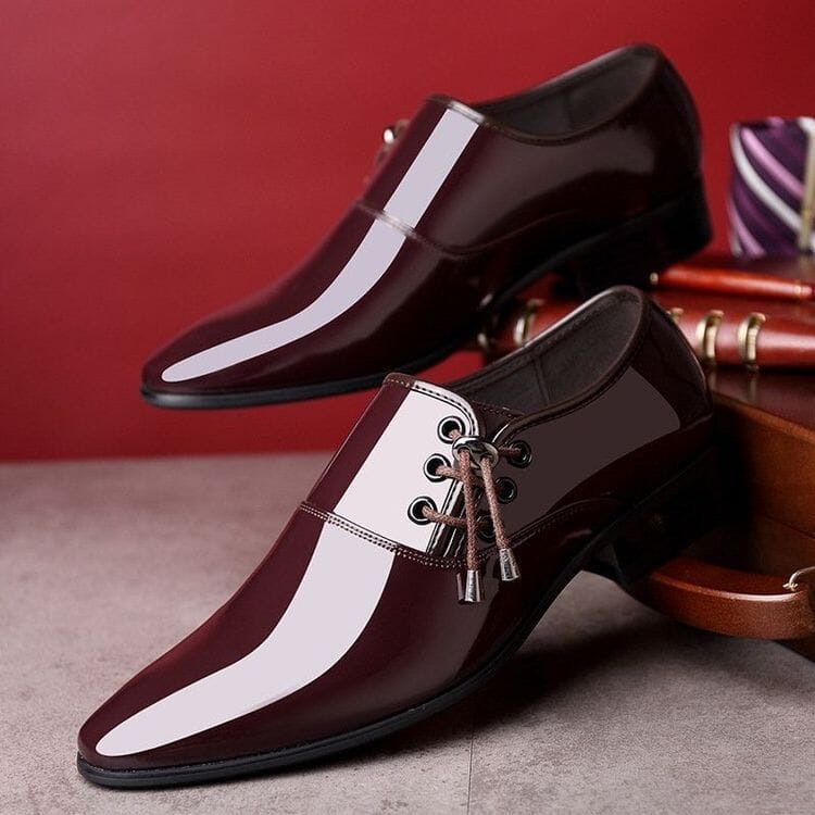 England Formal Men's Shoe – Style Meets Practicality