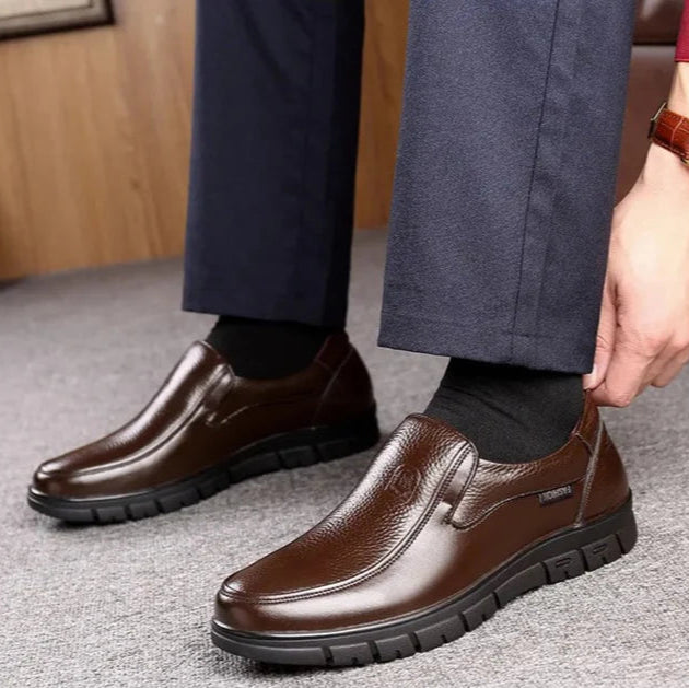 Men’s Leather Slip-On Dress Shoe